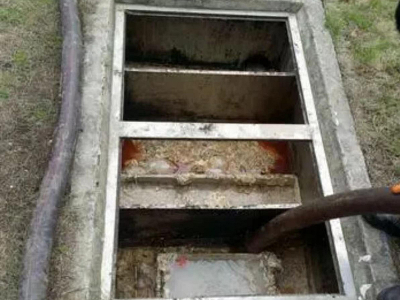 东乌珠穆沁隔油池清理